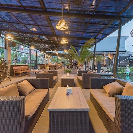 Urbanview Hotel Khayrizsan Tasikmalaya By Reddoorz Eksteriør bilde