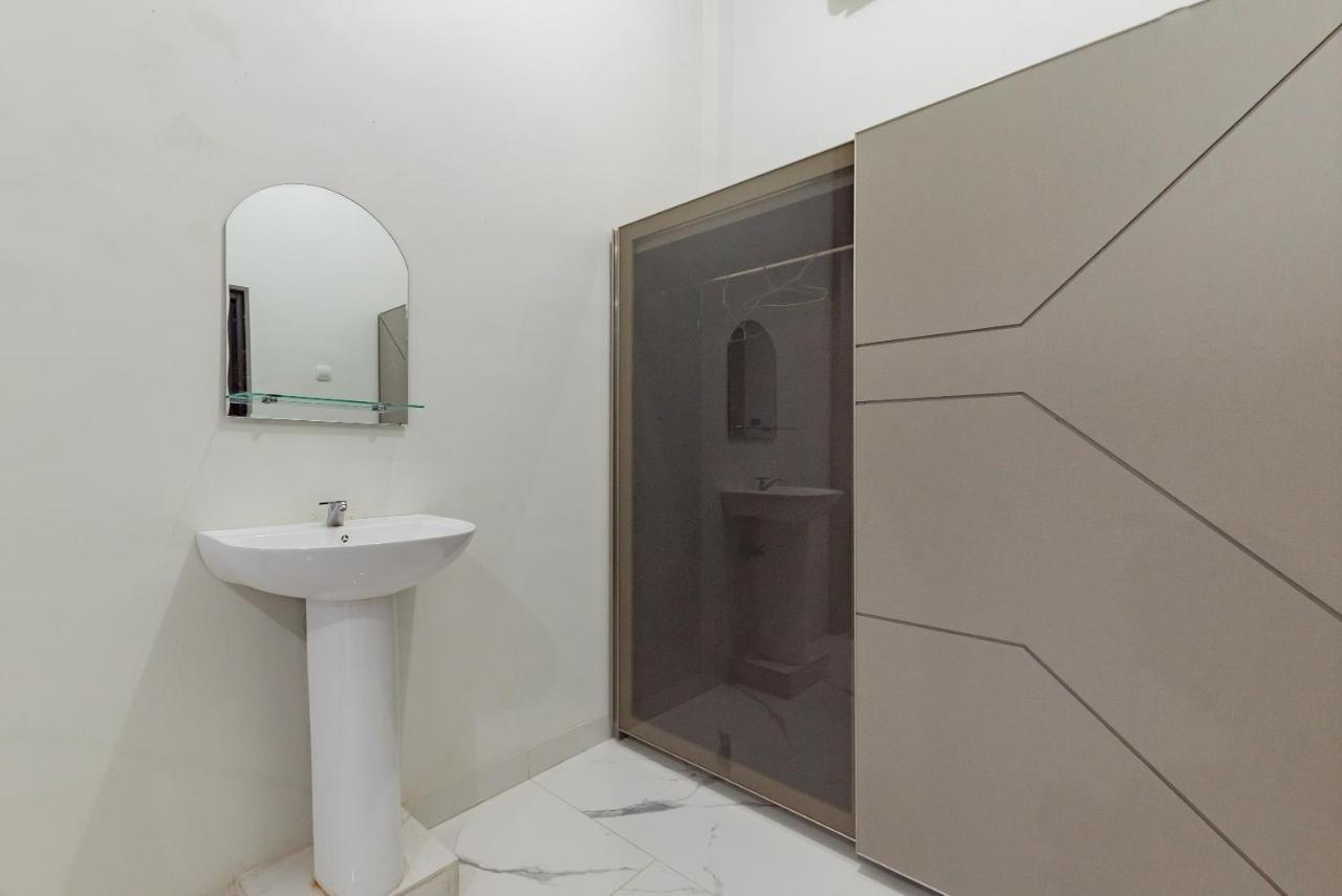 Urbanview Hotel Khayrizsan Tasikmalaya By Reddoorz Eksteriør bilde